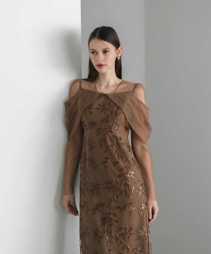 【現行品】レジャ　Aライン　マーメイド　シースルー　透け感　肌見せ ラメ