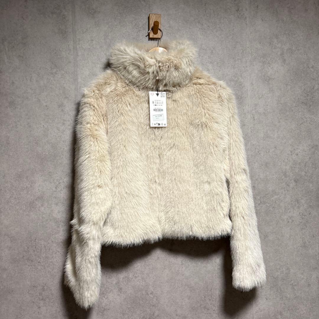 ZARA ザラ ショートフェイクファーコート S