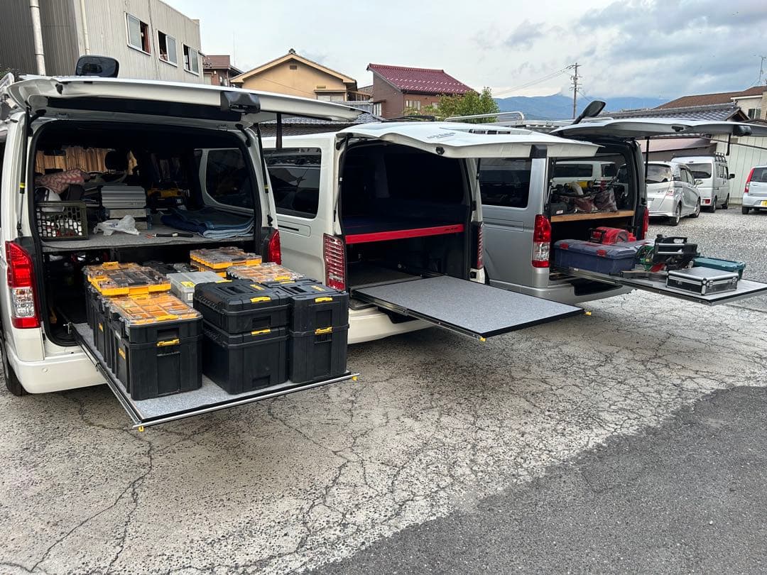 ハイエース スライドフロア 150cm 棚板、フェルト付フルキット送料込