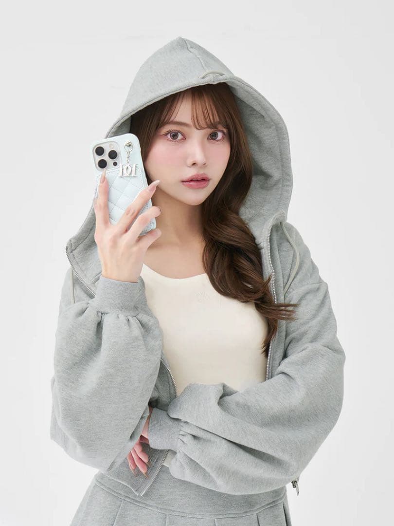 【新品未開封】Darich キルティングミラーDDチャームiPhoneケース