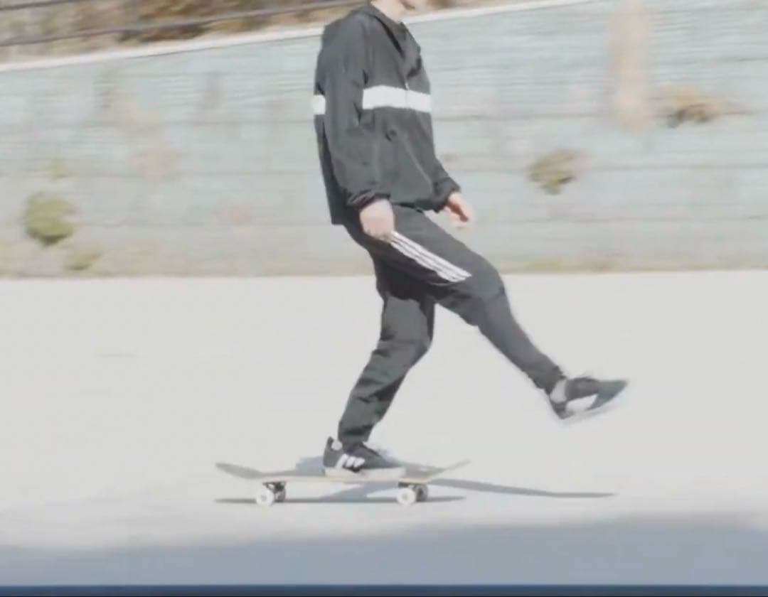 Adidas climaliteトラックスーツ