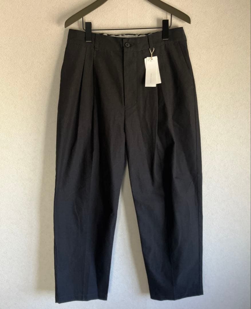 パンツ 25 STILL BY HAND Deep tuck pressed pants