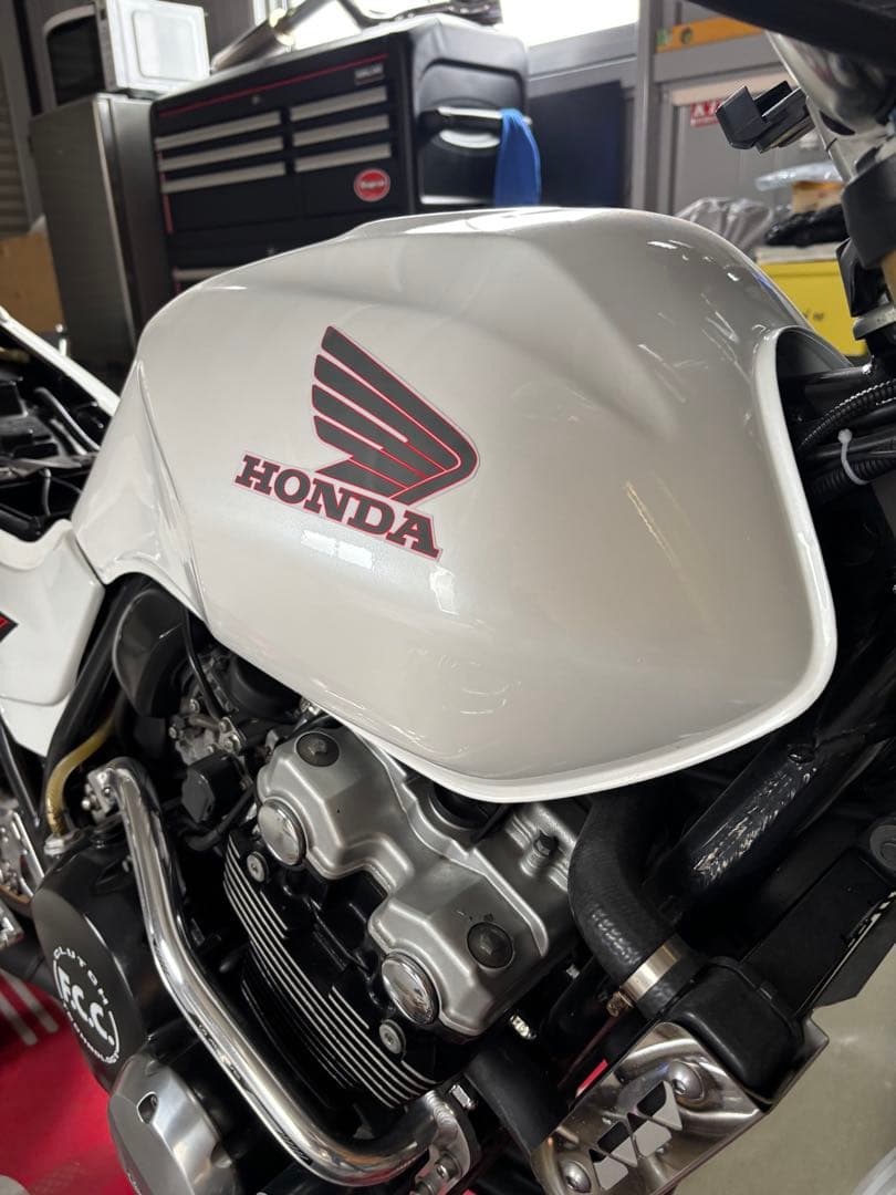 cb400sf、nc39タンク