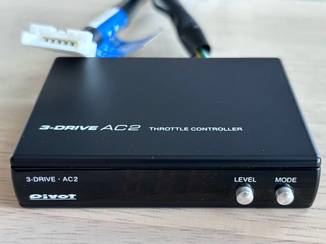 Pivot 3-DRIVE AC2 スロットルコントローラー クルコンハーネス付