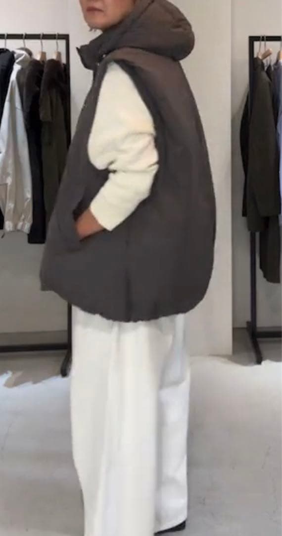 心　CLOCHE クロシェ 撥水加工ダウンベスト