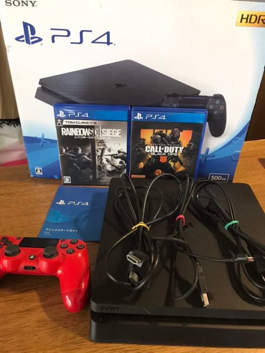 値下げ交渉受け付けてます。PS4本体とゲームソフトなど