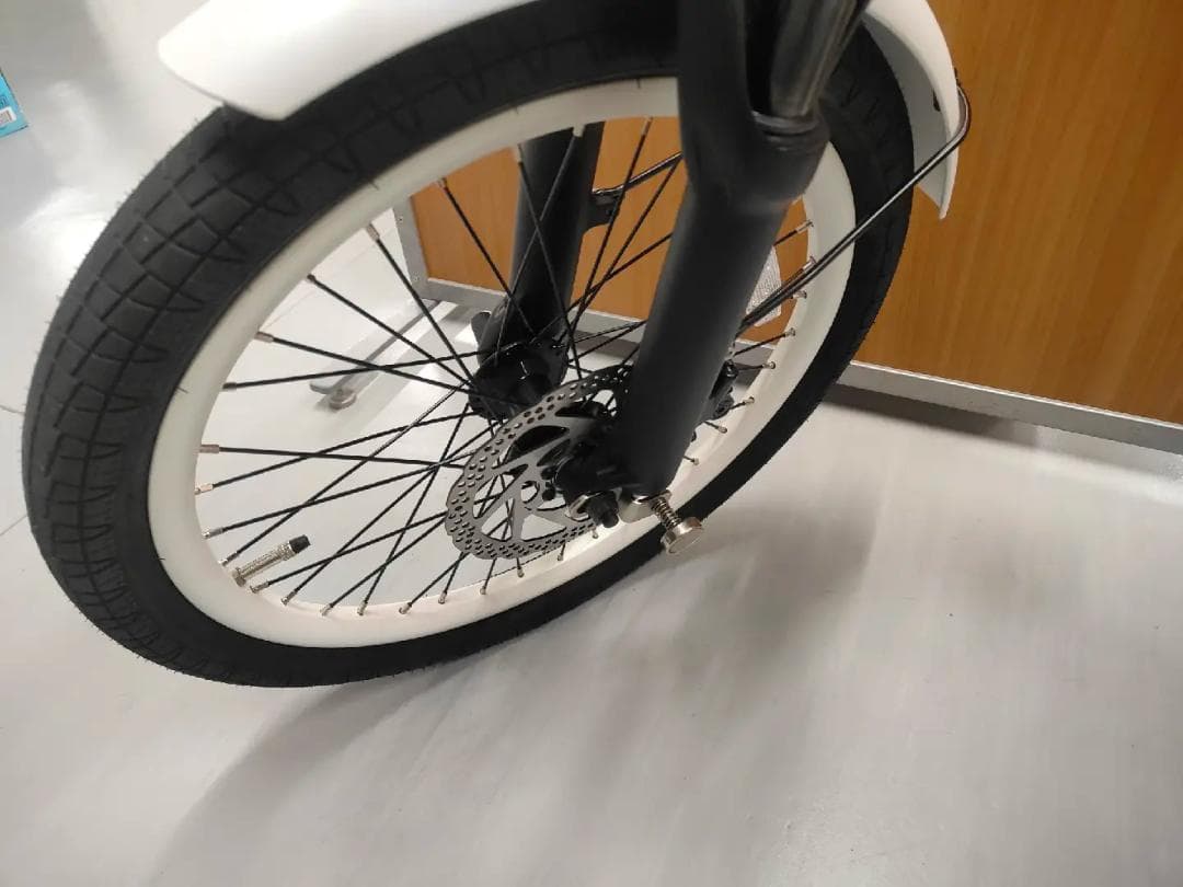 【期間限定セール開催中！】電動アシスト自転車ERWAYA02 ホワイト&グリーン