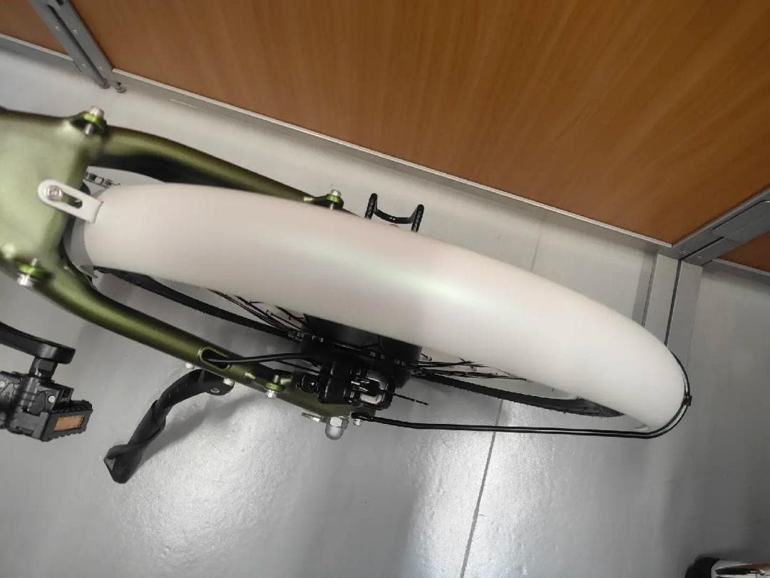 【期間限定セール開催中！】電動アシスト自転車ERWAYA02 ホワイト&グリーン