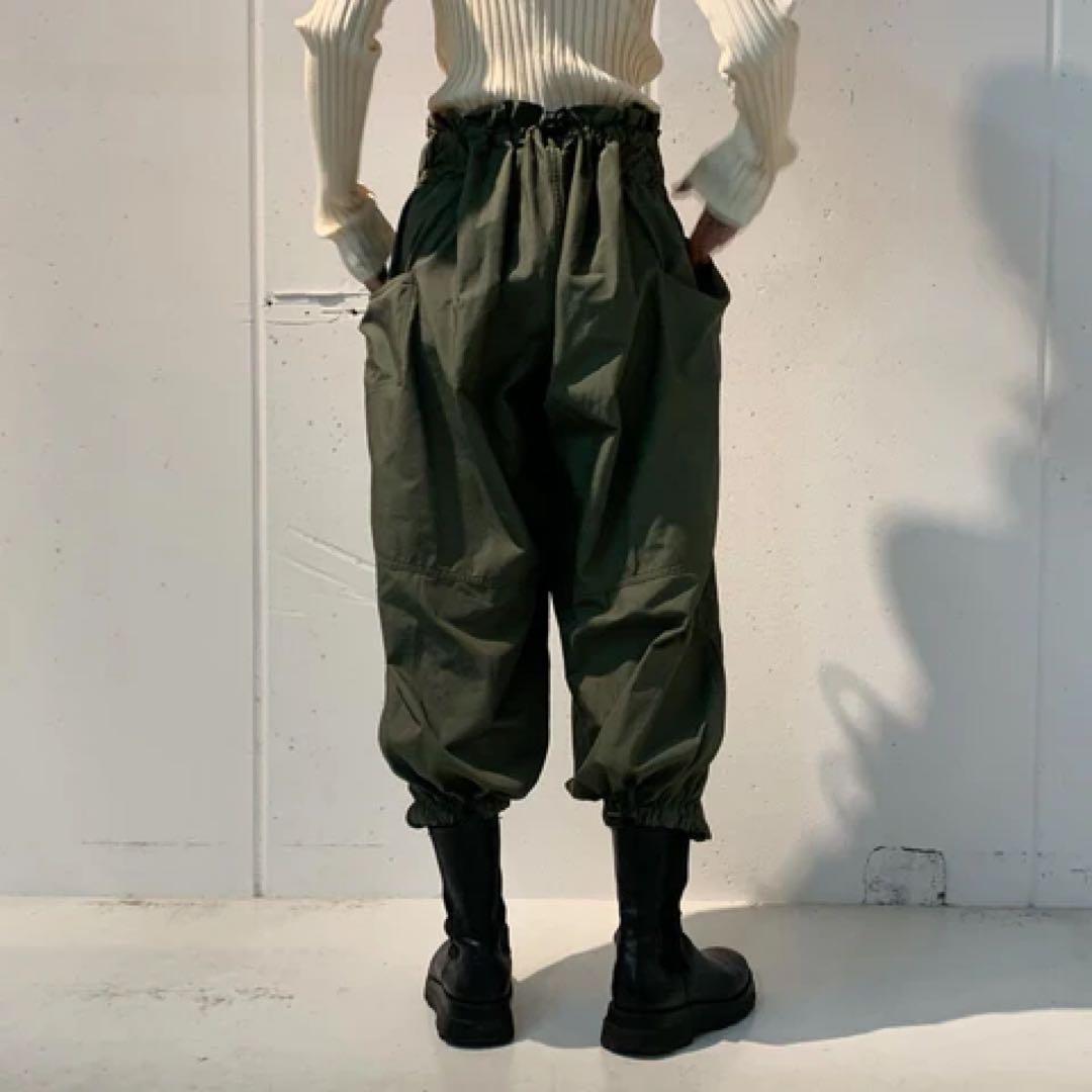 JUN MIKAMI ヴァリアブルパンツ　カーキ