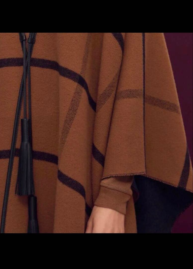 HERMES エルメス リバーシブル　ポンチョ ストール コート