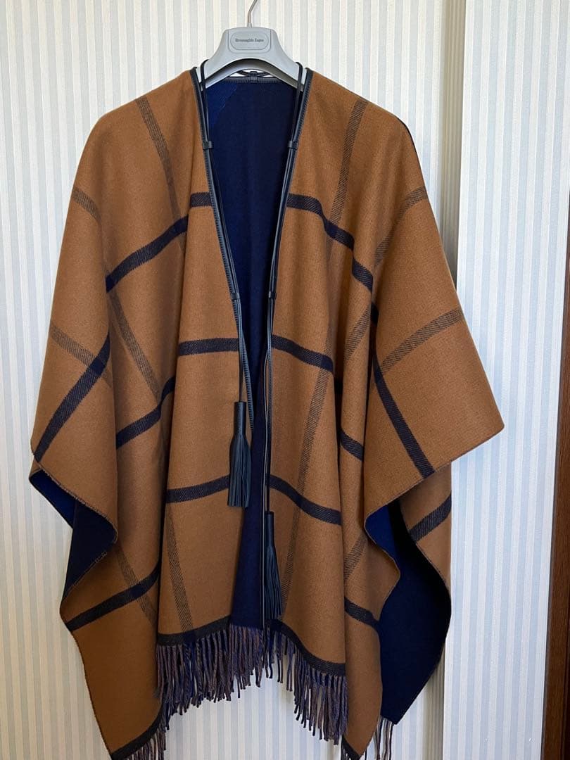 HERMES エルメス リバーシブル　ポンチョ ストール コート