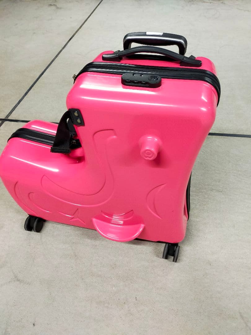 ✨NORICCO ノリッコ 子供が乗れるキャリーケース ピンク Mサイズ