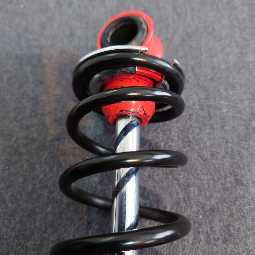 カヤバ製 CT110専用 リアガスショック 360ミリ　KYB高級サスペンション