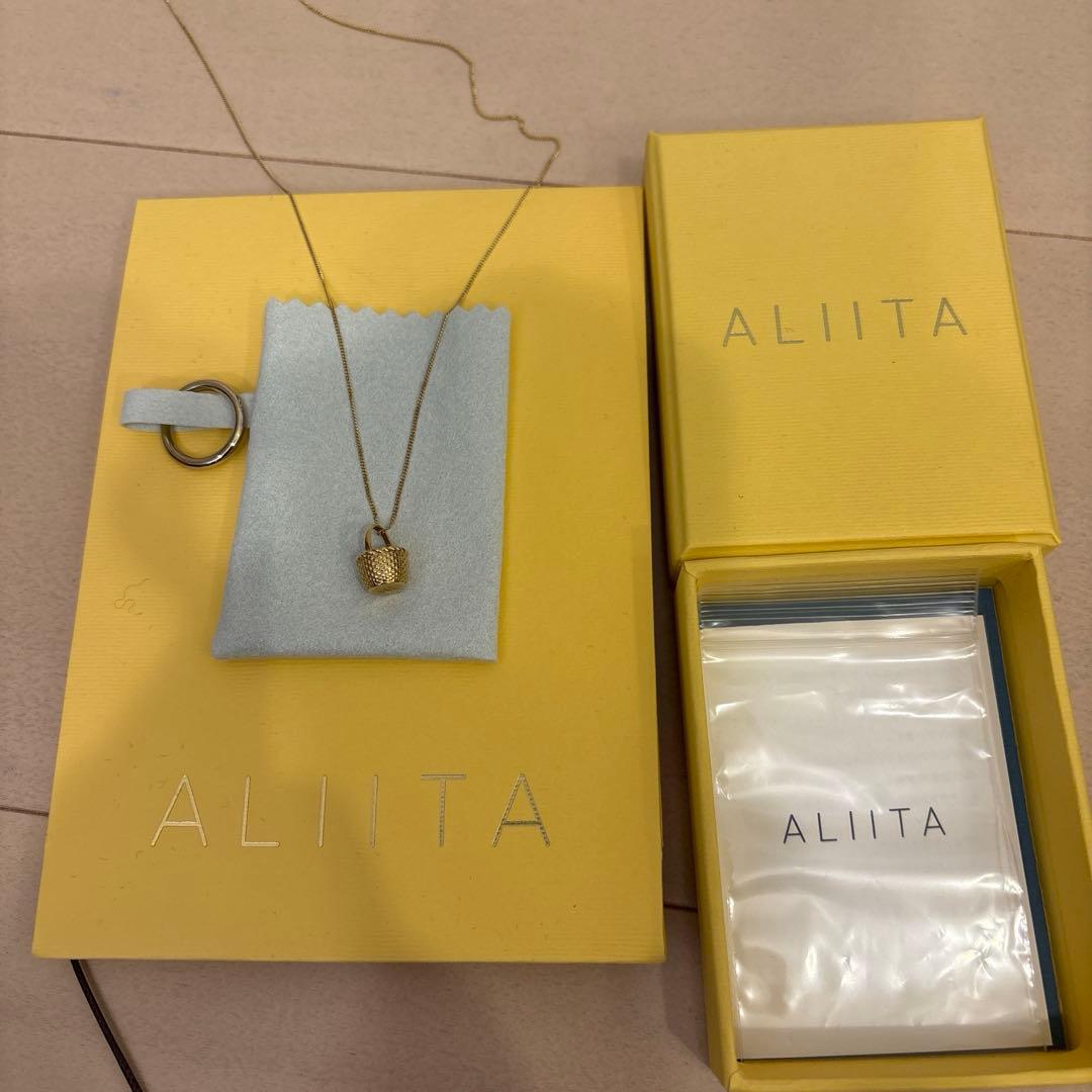 ALIITA ネックレス PICNIC NECKLACE