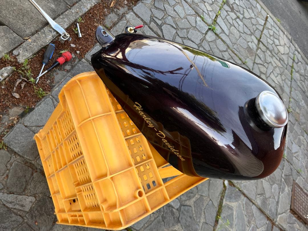 Harley Davidson スポーツスタータンク 加工品 ロートンネル 汎用