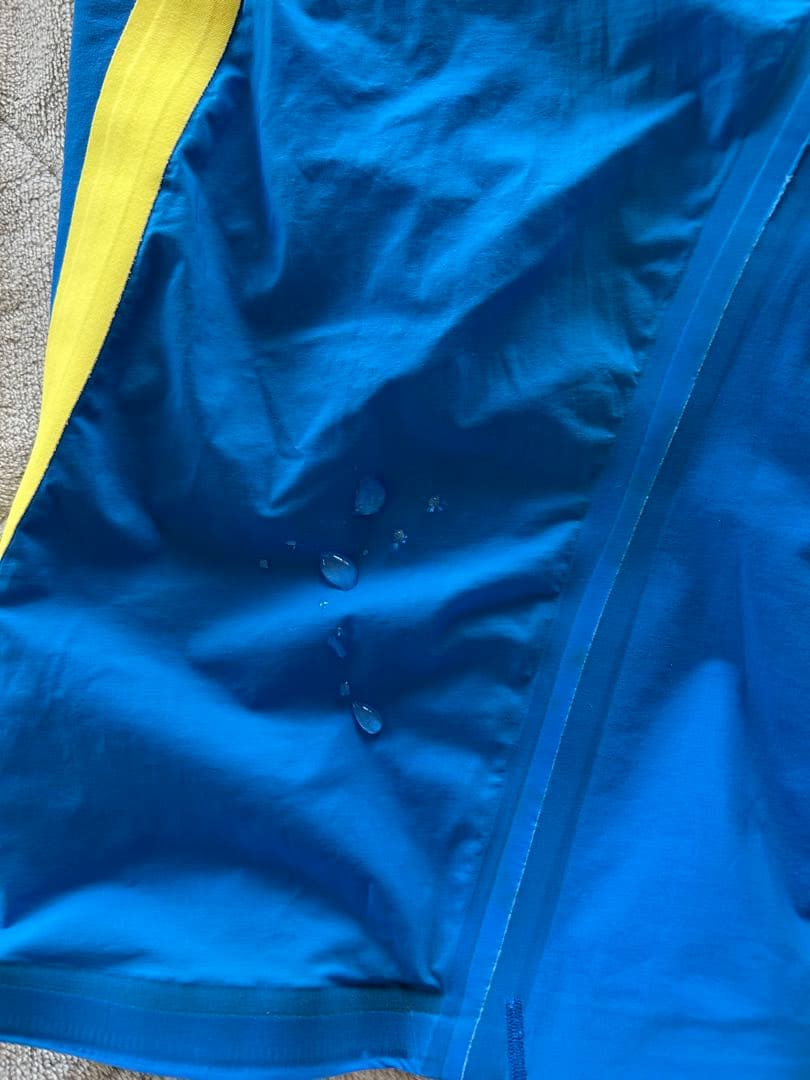 arena アルティメットアクアフォースX CP Lサイズ