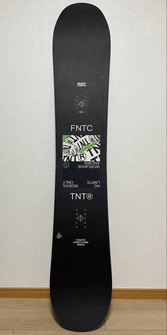 FNTC TNTR 153cm 21/22モデル スノーボード