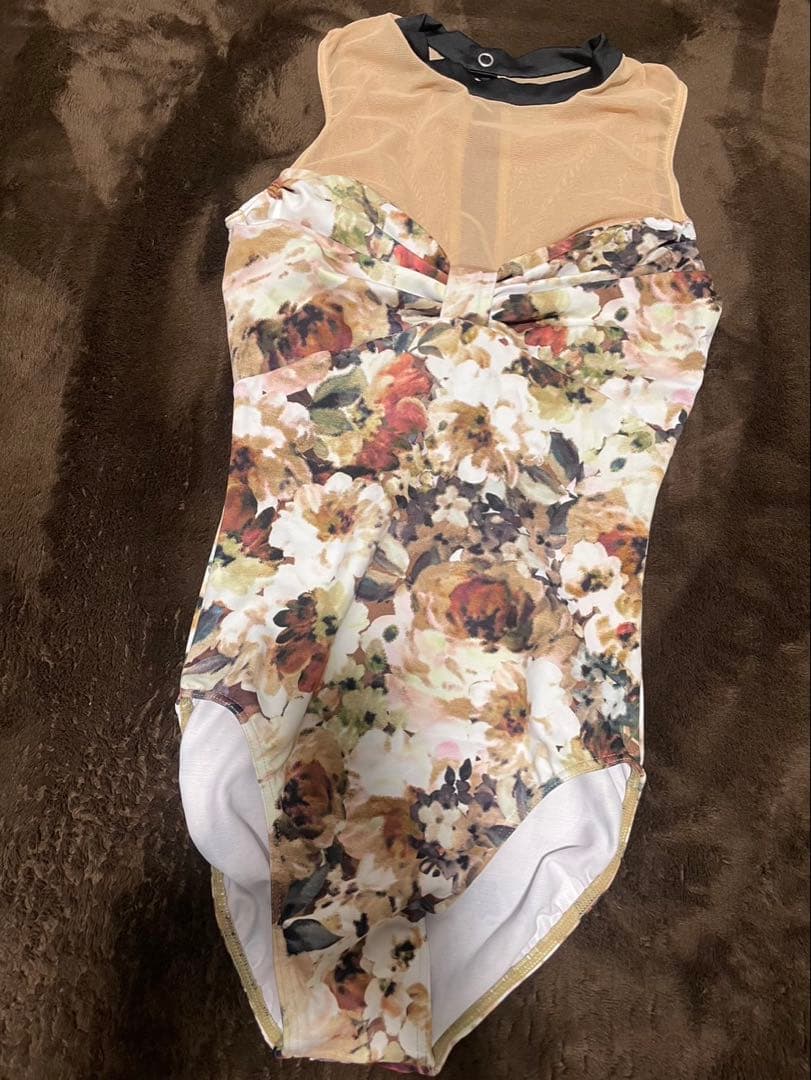 大人気！おしゃれ　スティナ　stinaレオタード　P