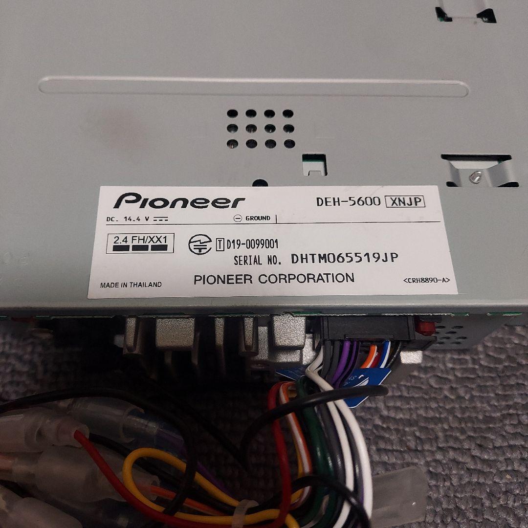 Pioneer DEH-5600 カーオーディオデッキ