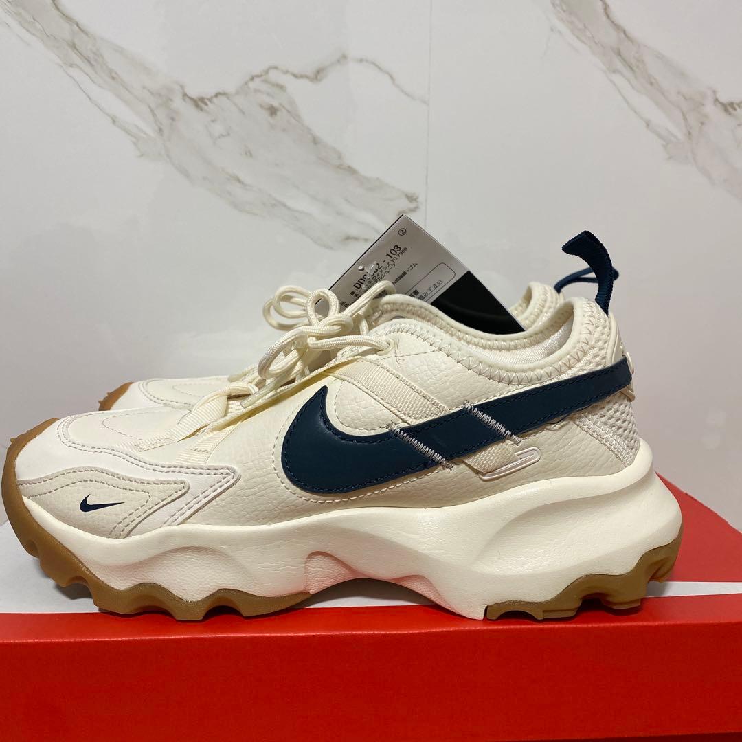 NIKE ナイキ ウィメンズ TC7900