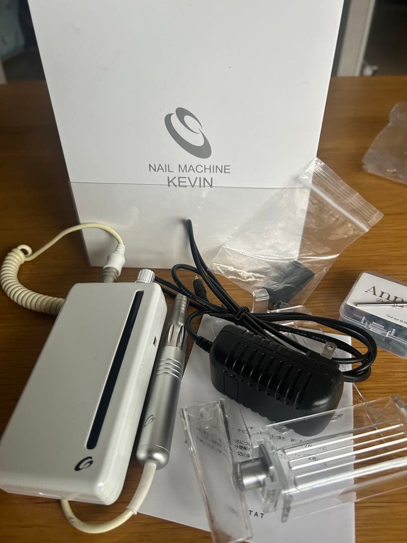 美品シャレドワ　KEVINケビン　ネイルマシン　おまけ付き