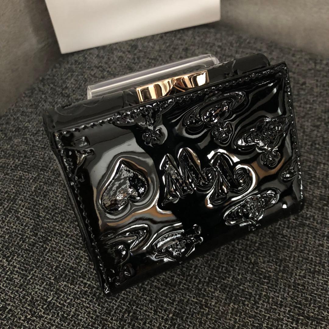 Vivienne Westwood ブラック三つ折り財布 エナメル