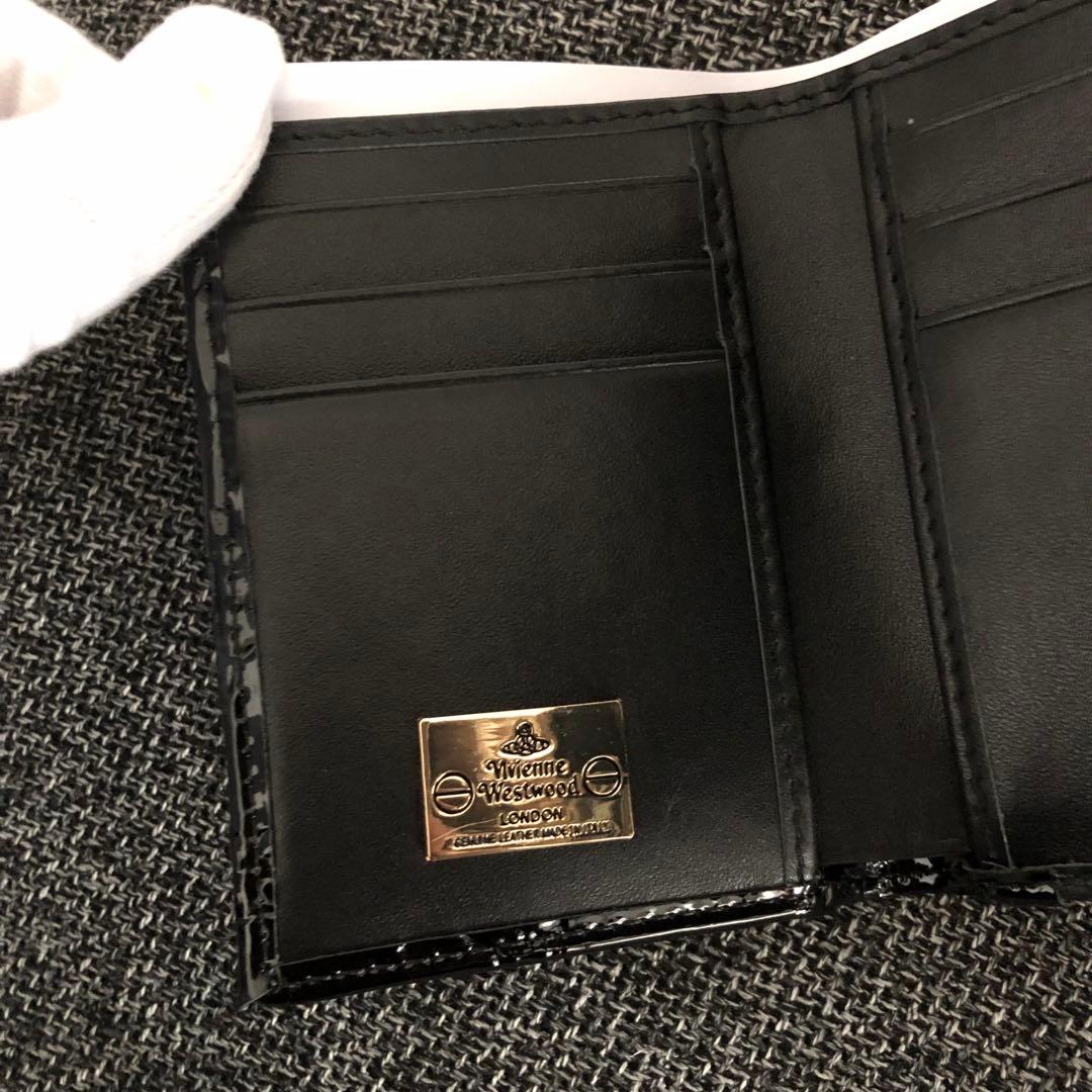 Vivienne Westwood ブラック三つ折り財布 エナメル