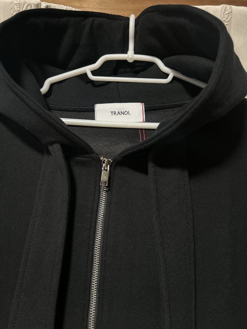 ✨26ss新品✨TRANOI トラノイ ボンディングジップアップフーディブラック