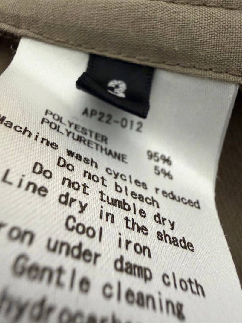 アタッチメント　テーパードパンツ