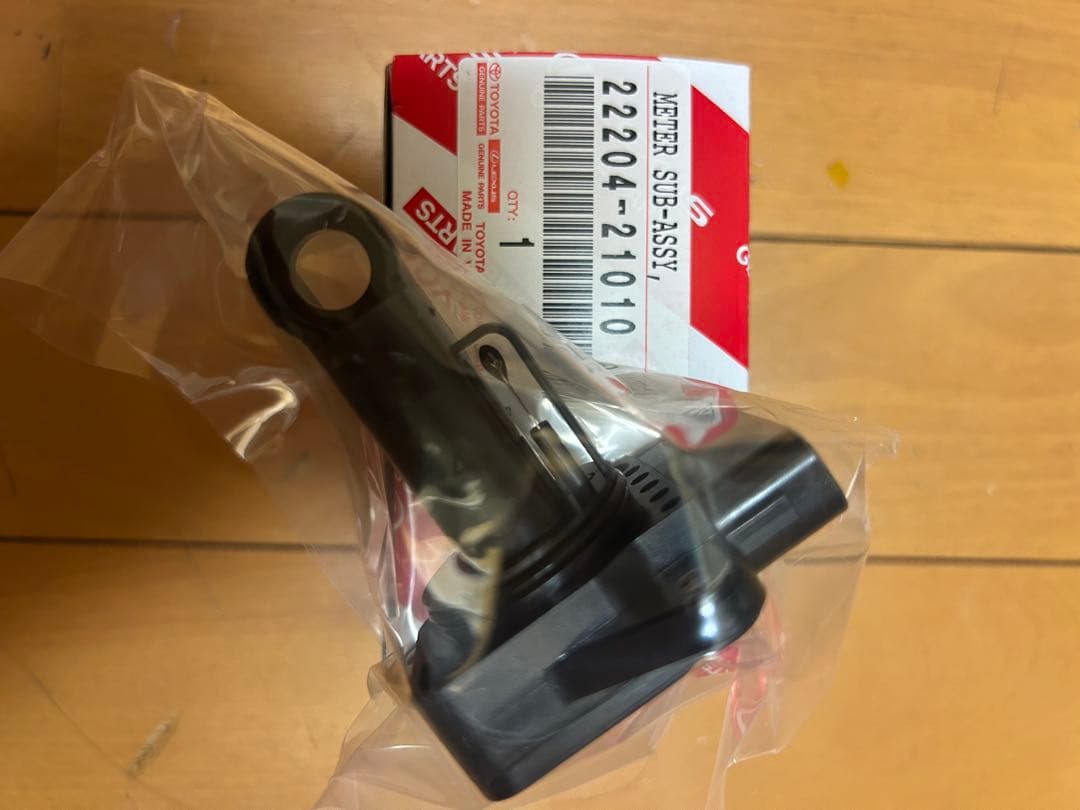 トヨタ純正エアフロ22204-21010 新品エアフロセンサーMNH10Wその他