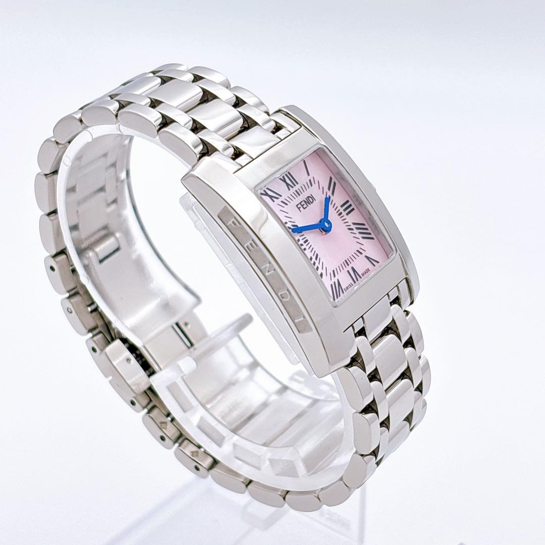 【極美品・電池新品・付属】FENDI 114 タンク クラシコ ピンク 腕時計
