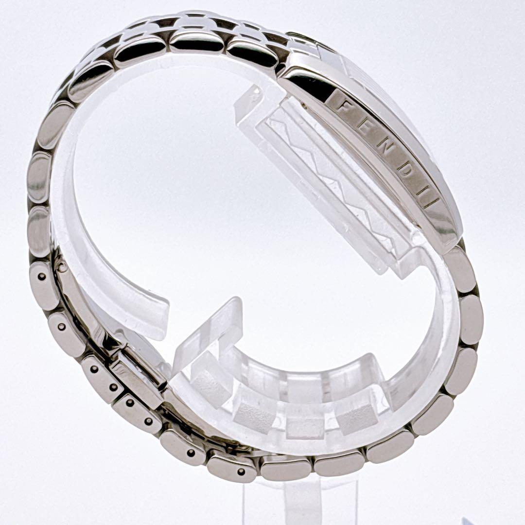 【極美品・電池新品・付属】FENDI 114 タンク クラシコ ピンク 腕時計