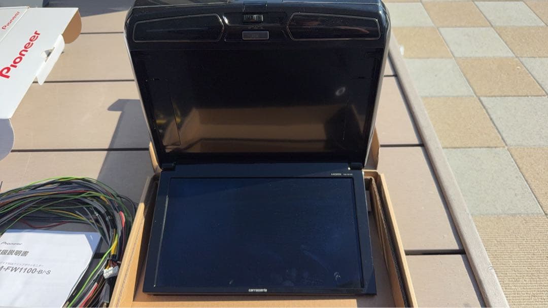 カロッツェリアTVM-FW1100II-B 11.6V型ワイドフリップダウン