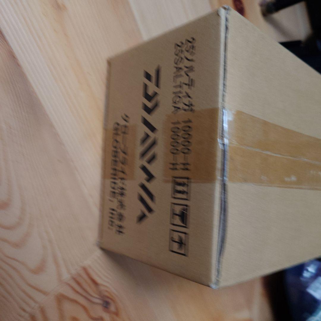 DAIWA 25 SALTIGA 10000-H スピニングリール