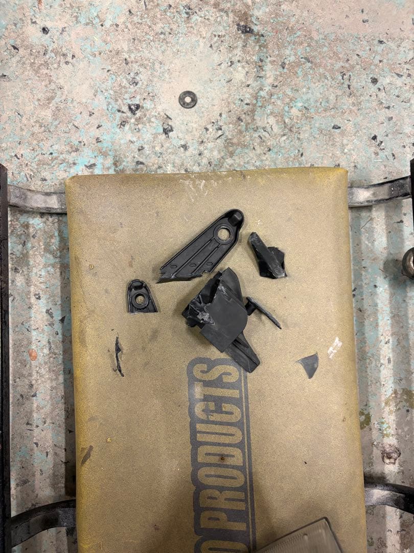 80ヴォクシー ヘッドライト