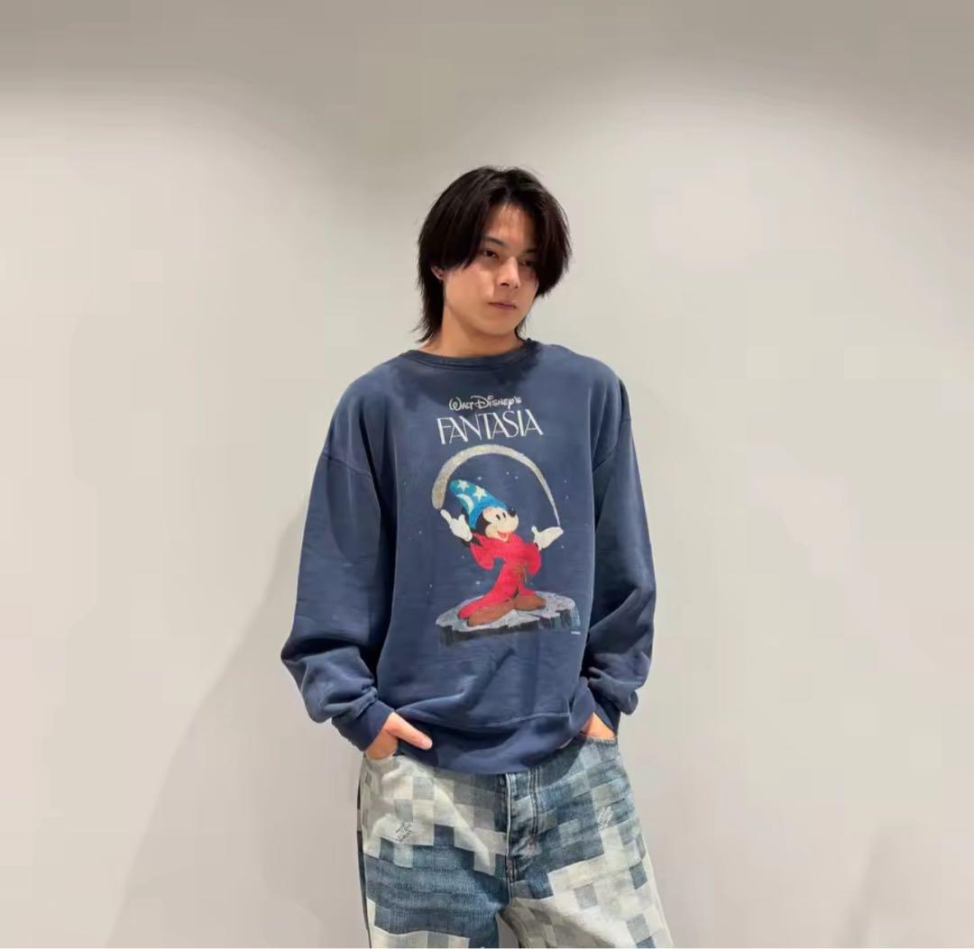 限定1点【TWICEモモ着用】Disney オーバーサイズスウェット