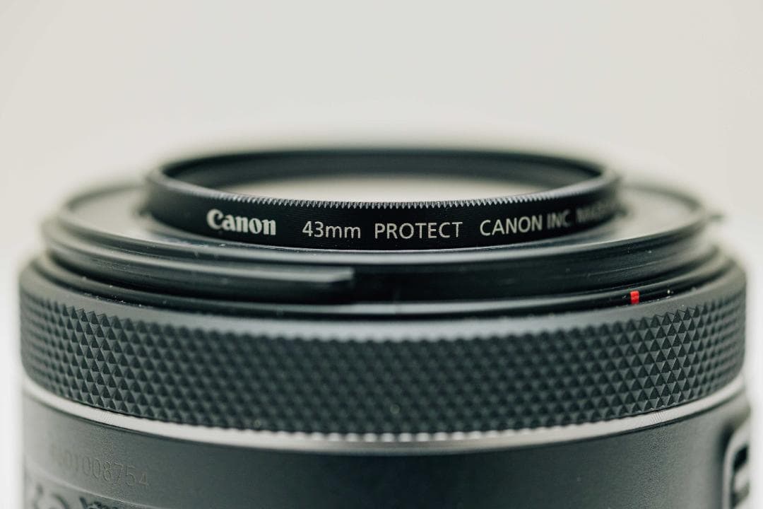 Canon RF50mm F1.8 STM / 純正フード、フィルター付