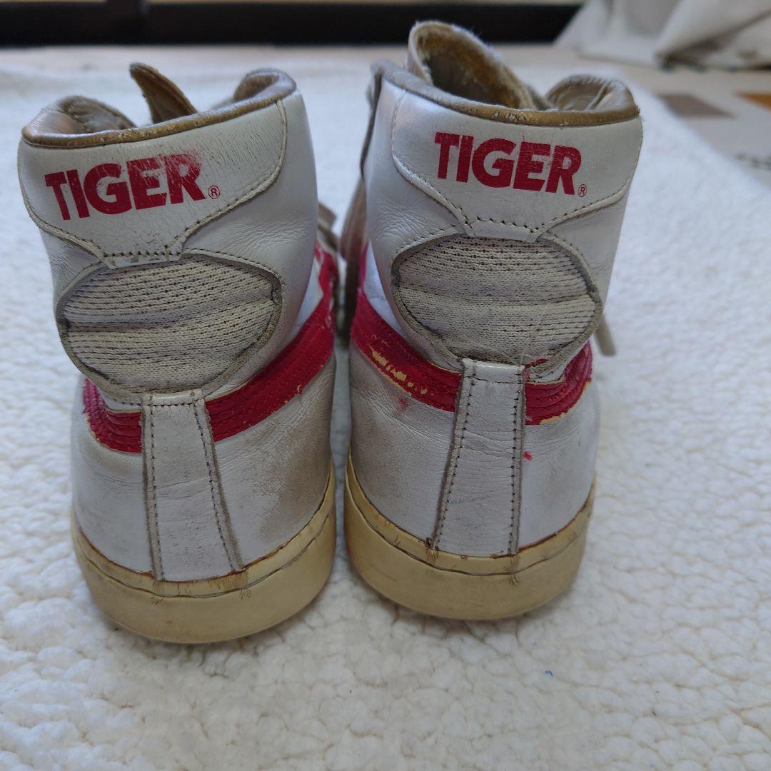 土日限定値下ASICS ハイカット バスケットシューズ スラムダンク三井寿モデル