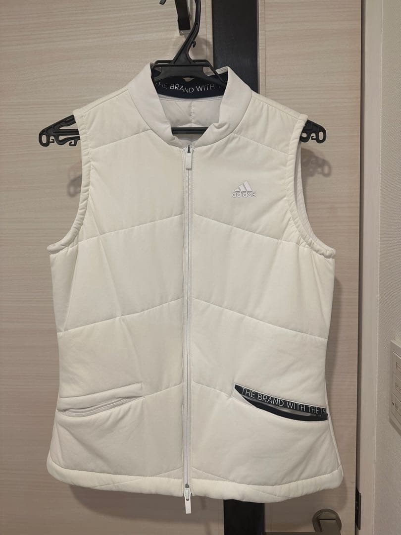 adidas ホワイト ゴルフダウンベスト