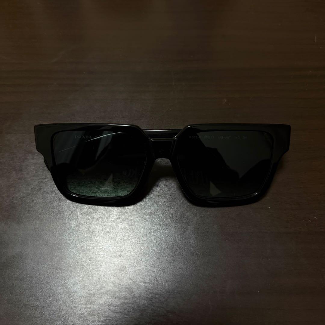 PRADA スクエアサングラス　保証書　付属品完備