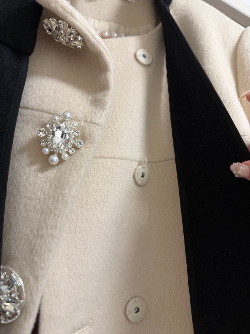 リリーブラウン　コート