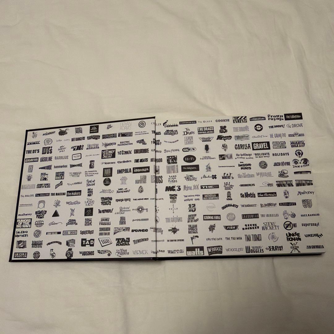 アート・デザイン・音楽 BAND ID: The Ultimate Book of Band Logos