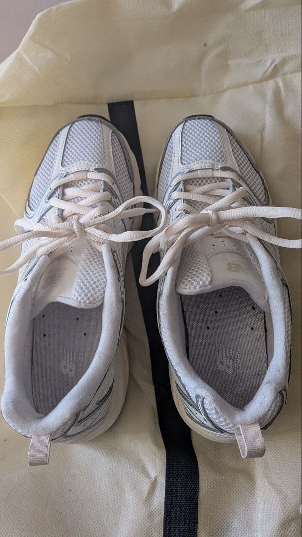 New Balance U530 ホワイト スニーカー