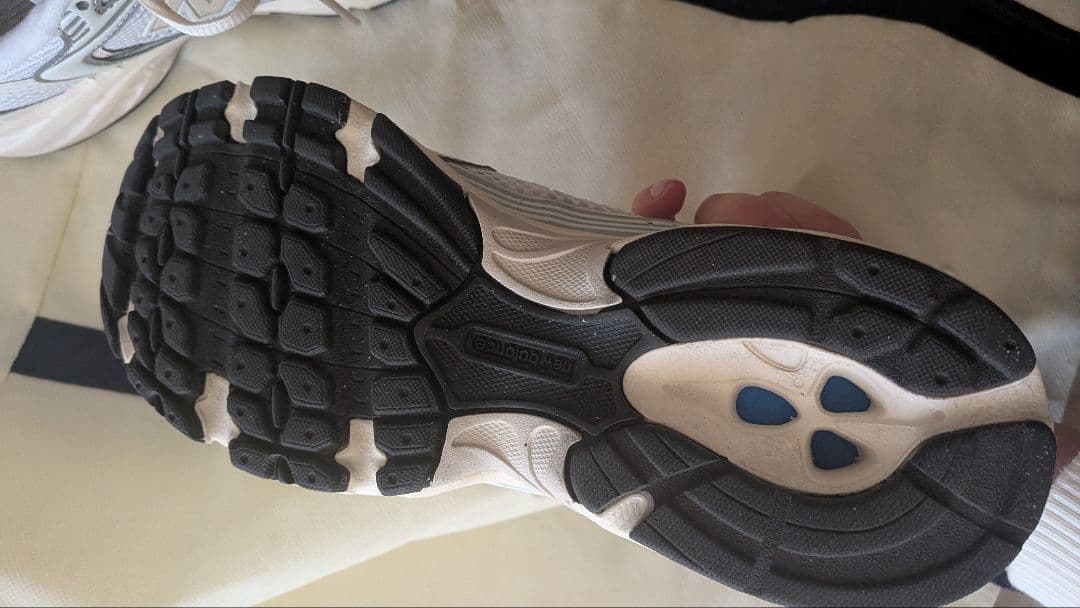 New Balance U530 ホワイト スニーカー