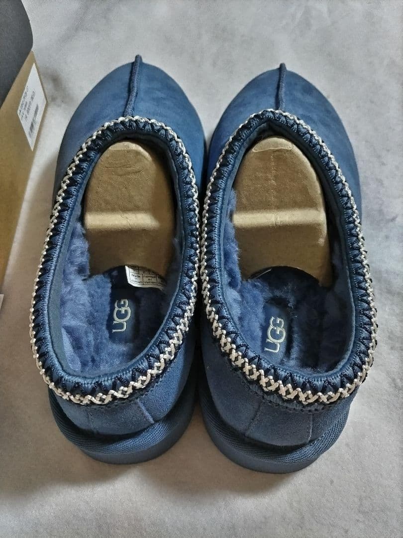 【新品/公式/完売】UGG タスマン スリッポン 青 25 7 tasman