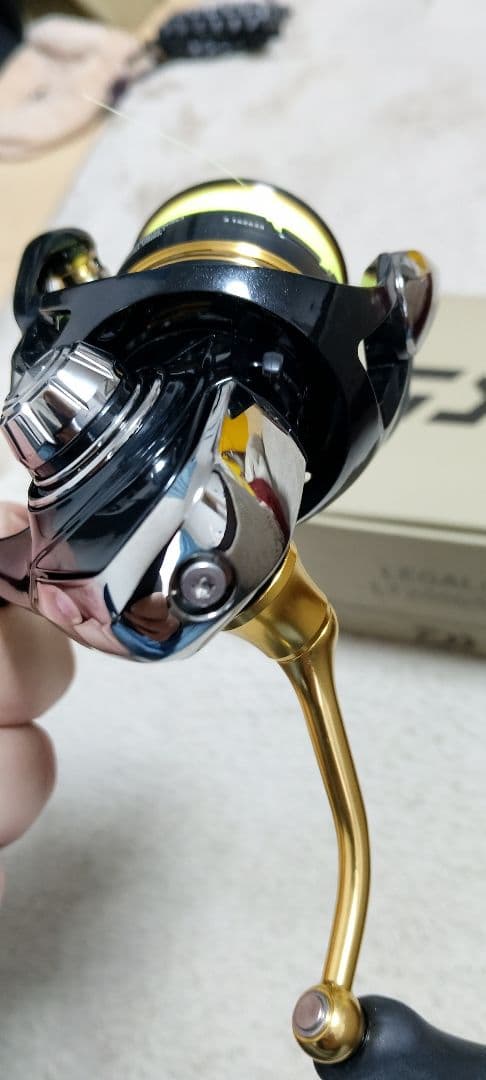 【新品未使用】DAIWA 23LEGALIS LT2000S-P