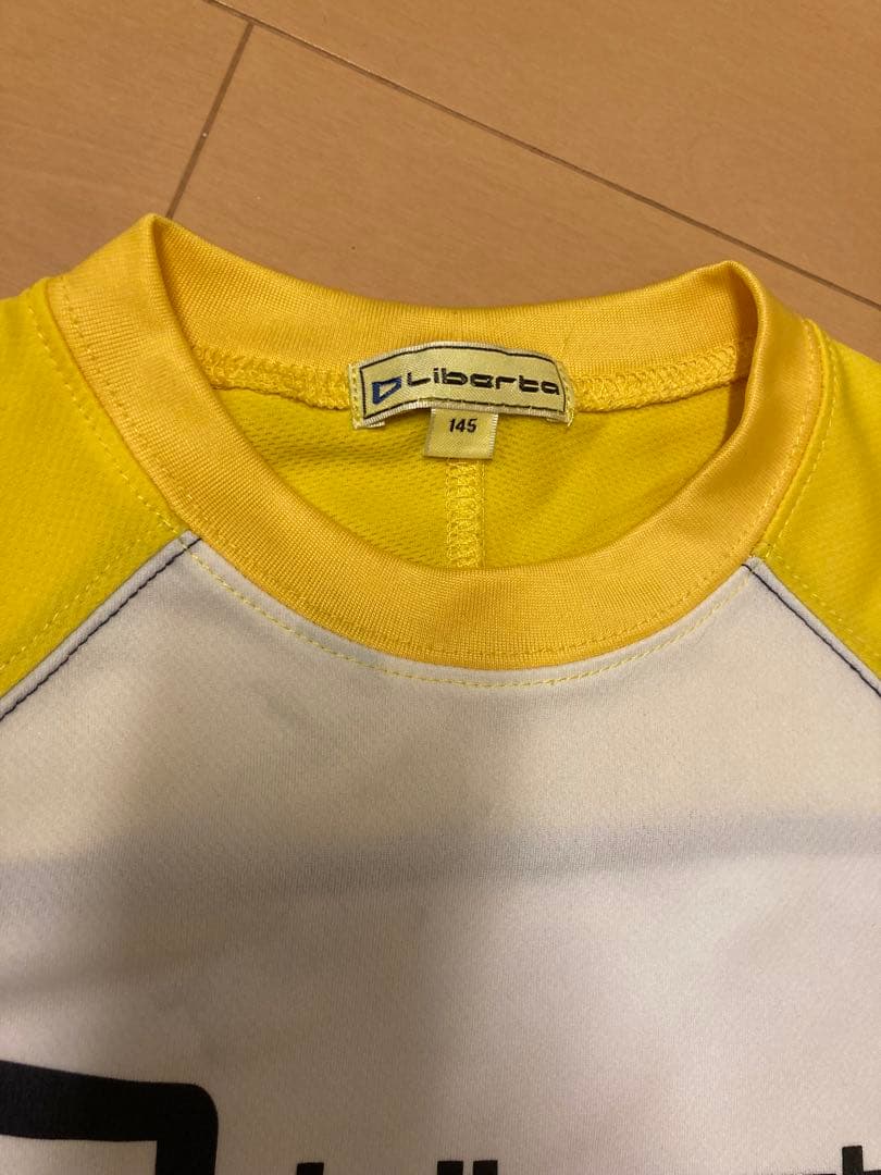 Liberta サッカーウェアセット サイズ145と150の6点セット