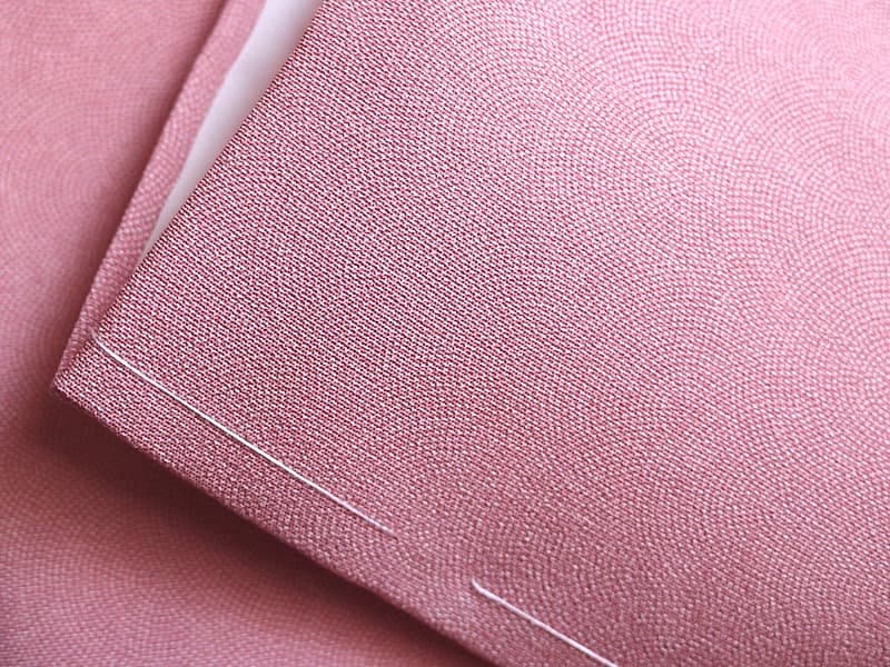 未使用　彫刻伊勢型　超極鮫江戸小紋（華やか薄桃）正絹美品　逸品