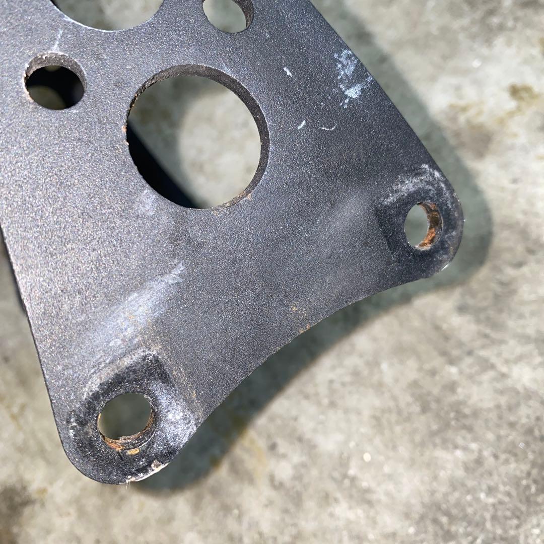 ローランドサンズデザイン　エボ・ソフティル用フェンダーブレース