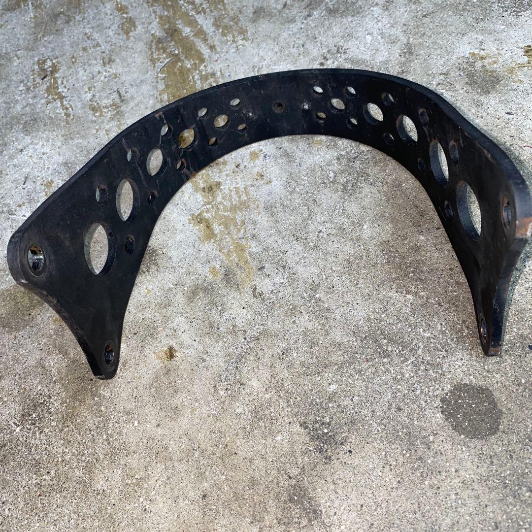 ローランドサンズデザイン　エボ・ソフティル用フェンダーブレース